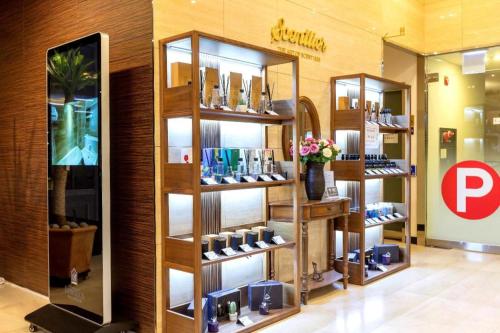 a store with a lot of products on display at Hotel One Byeonsan in Buan