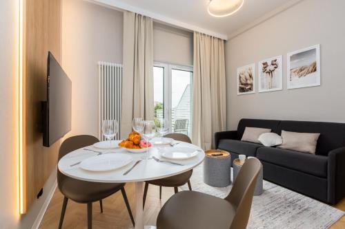 Gdańsk Coastal Escape Apartments by BookingHost