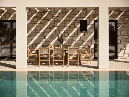 Olithera Villa, Private Pool & 1acre Green Land, By ThinkVilla