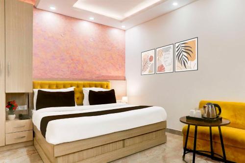 Gallery image of Townhouse Oak SkyJumper Trampoline Park in Zirakpur