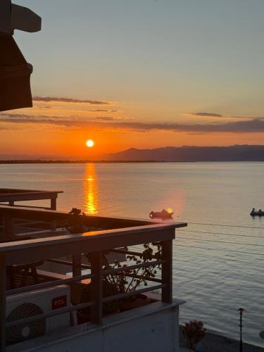 Seacoast apartments 3 !