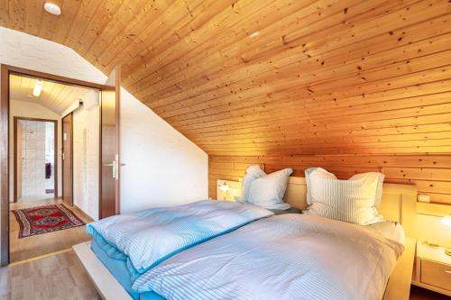 Postel nebo postele na pokoji v ubytování Ferienwohnung Petrik