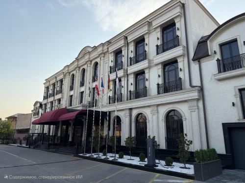 FRANKFORT Expo Hotel — Property building
