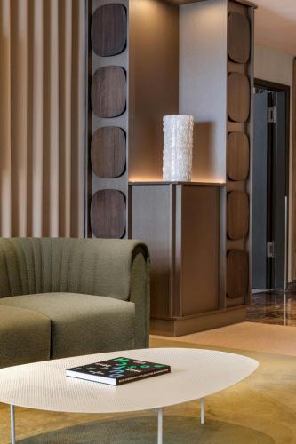 Posezení v ubytování Amsterdam Marriott Hotel