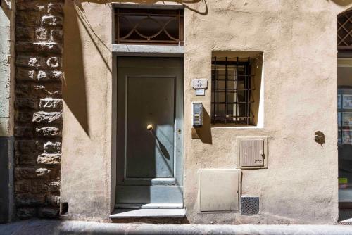 Deluxe Pitti Suites by MMega