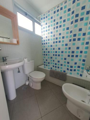 Alquilaencanarias-Medano Los Martines beachfront A