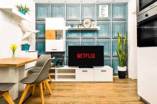 2BDR Heart of Sofia AC Fully Equipped