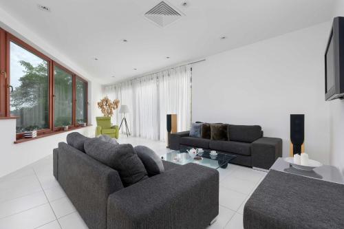 Two-level Modern Apartment with Spacious Terrace - Ideal Place for the Holiday by Noclegi Renters