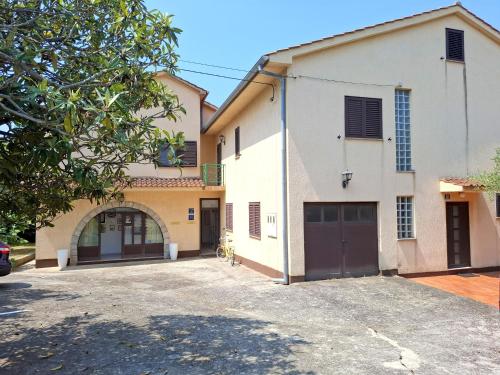 Apartments and Rooms Kapela