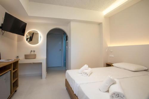 Nikos BnB