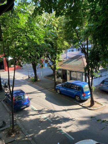 El barrio de los alrededores o un barrio cerca de este albergue