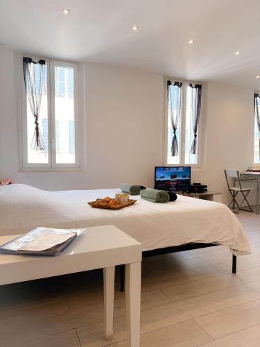 Le Clemenceau By ApiRent #Cosy #200m des plages #AirConditioning