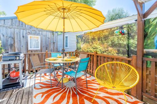 Camping à 300m de la plage La Pege