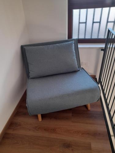 Coin salon dans l'établissement La casetta di Lu' Loft con 1 camera da letto