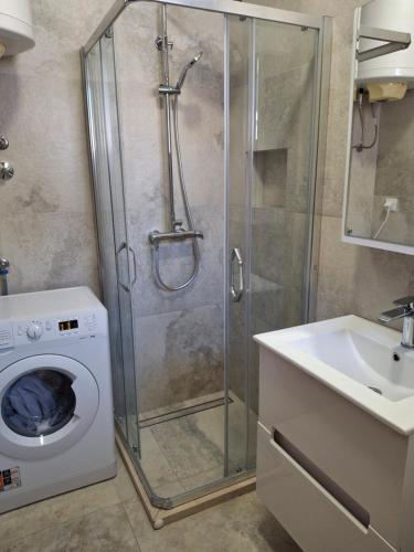 Ένα μπάνιο στο Tims apartment