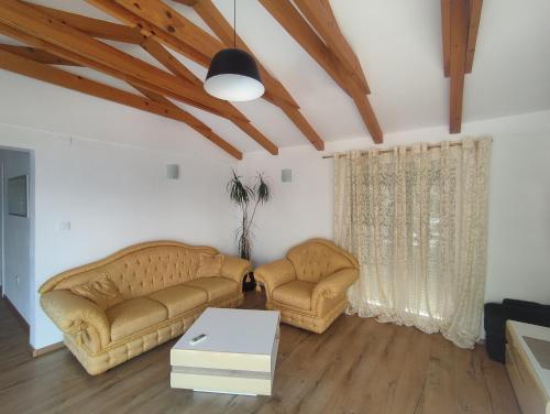 صورة لـ Apartments Marko Maros في كوتور