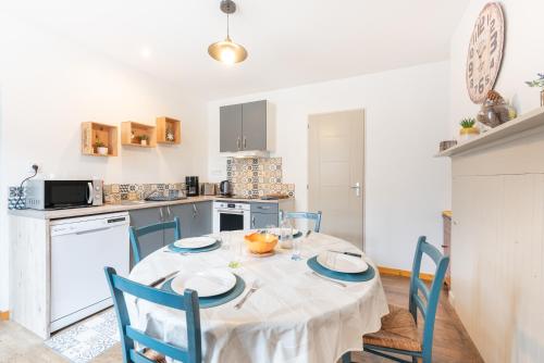 Dapur atau dapur kecil di Maison Chez Bob