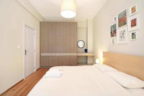 Jade Residence - Greecing