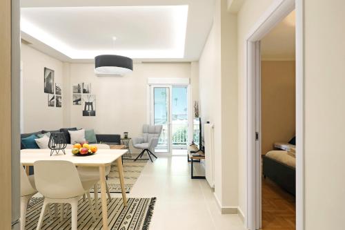 Jade Residence - Greecing
