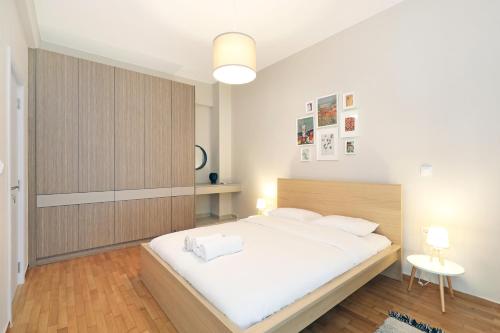 Jade Residence - Greecing