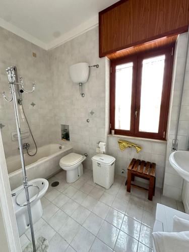 4 beds - 2 bedrooms near the station