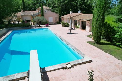 Domaine en Provence Gîte la Ferrandiere