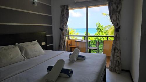 Beach Villa Maldives - hotel by the beach photo 2