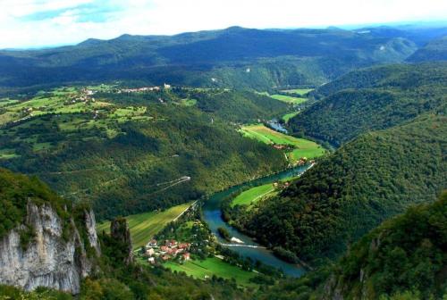 an aerial view of a valley in the mountains at Apartmaji Vanja in Gradac