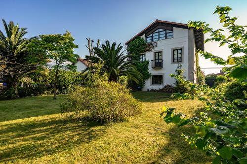 Zahrada ubytování Casa Alloru en Andrín