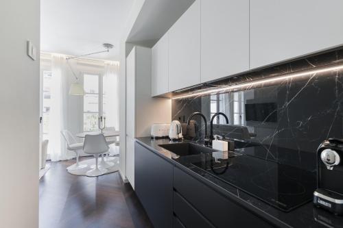 Easylife - Milano - Medici 5 P4D - Duomo