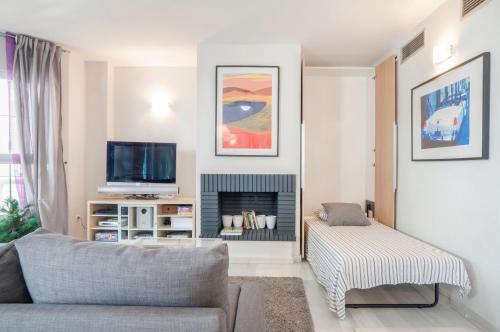 AB Properties - Design Penthouse Marbella - Puerto Banús - Golden Mile - Pool and Tropical Garden View