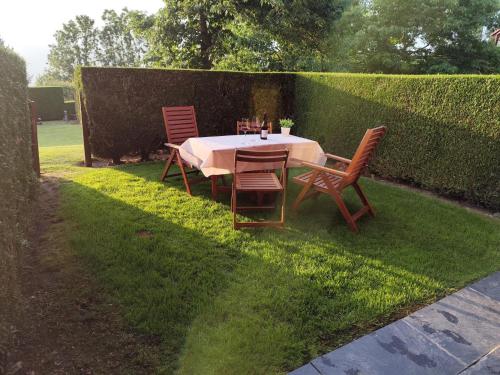 Apartamento con piscina y Wifi en Santa Leocadia