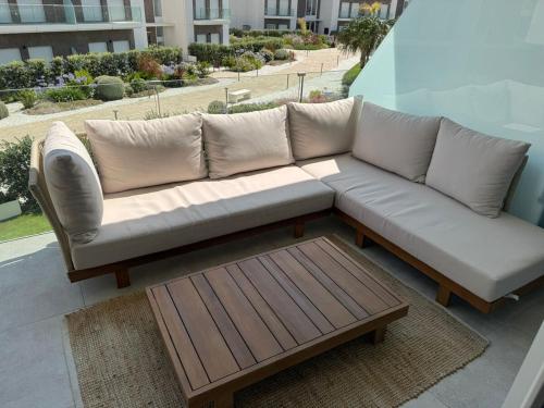 Oasis Ballena Exclusive