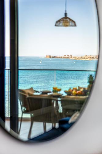 Panorama Seaview Deluxe Apartment