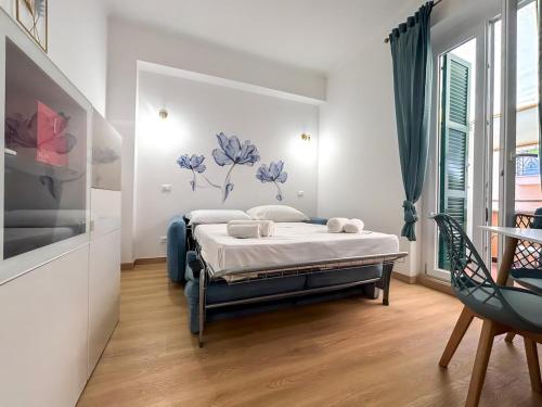 Modern apartment with Private Balcony Near Colosseum