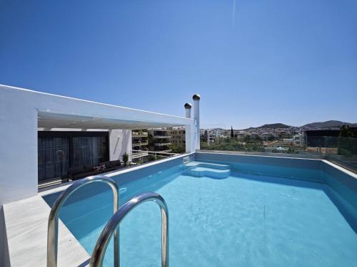 Costa Voula Private Pool Penthouse by the Beach