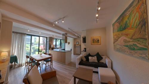 Casa Flavia by HolAp SA