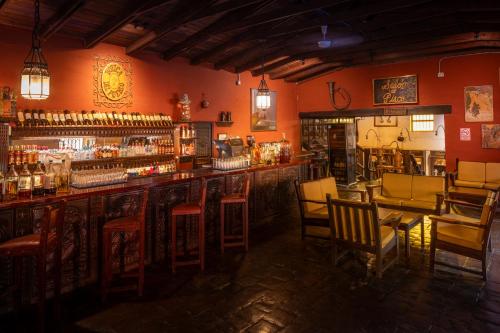 Lounge nebo bar v ubytování Decameron El Pueblo