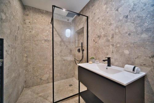 MAYERBEER - Apartment 2 bedrooms with balcony