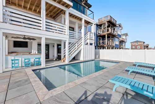Hồ bơi trong/gần Bourbon Beach House