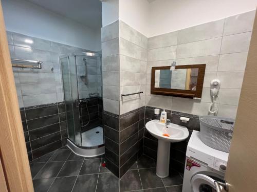 Koupelna v ubytování Relax Apartments Golem