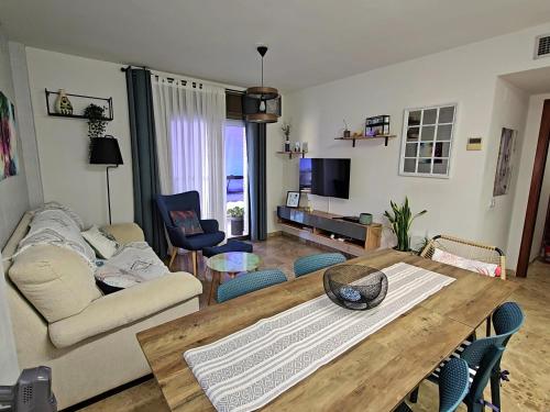 Et opholdsområde på Concordia, con parking en el puerto de Cambrils