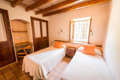 VILLA LLENYATER by MAINVILLAS you home less than 1km from the center of Pollença