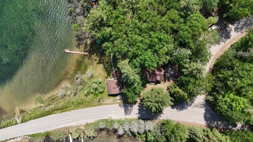 Fotografie z fotogalerie ubytování Lake Therapy - Lakefront, Charming, And Fun! v destinaci Mancelona