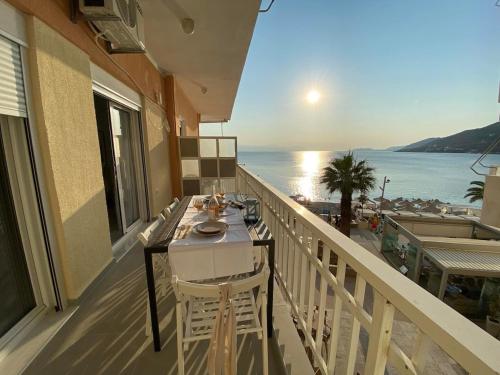 Beachfront 2Bedroom Flat SeaView