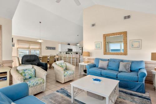 Posezení v ubytování Ellington Cottage By The Sea