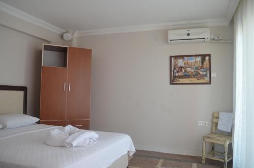 Gallery image of Tunc Hotel in Ayvalık