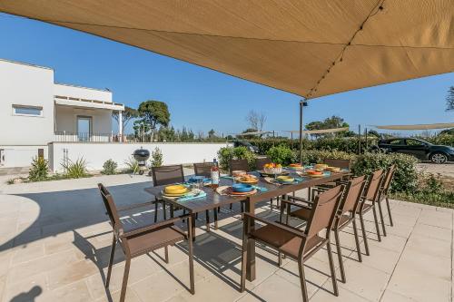 Balkón nebo terasa v ubytování Villa Elysium With Pool And Garden - Happy Rentals