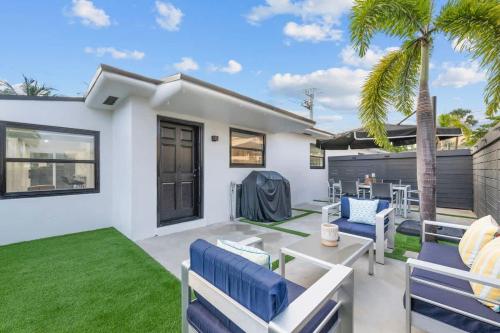 Gallery image of Tropical WaterFront Oasis in Dania Beach