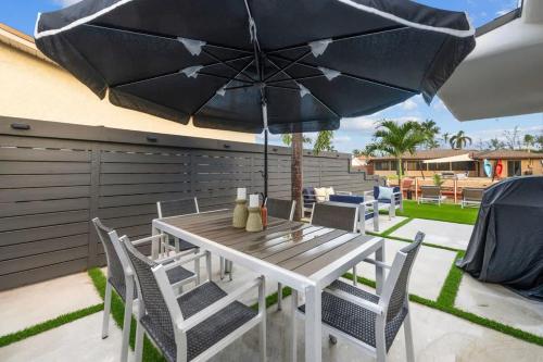 Gallery image of Tropical WaterFront Oasis in Dania Beach